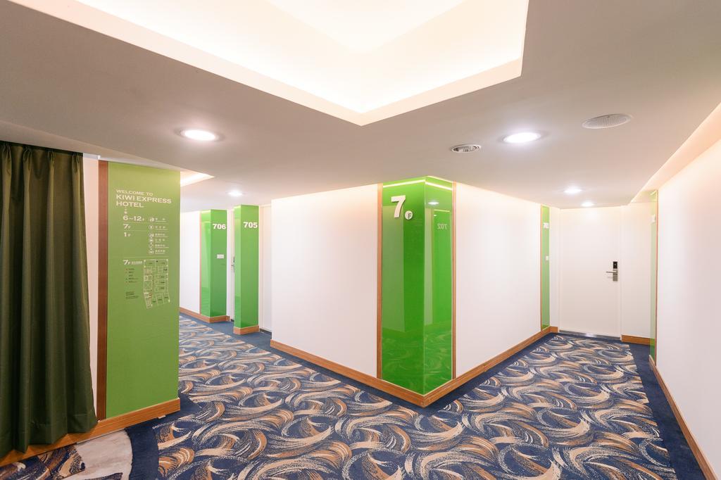 מלון Kiwi-Taichung Station Branch 1 מראה חיצוני תמונה